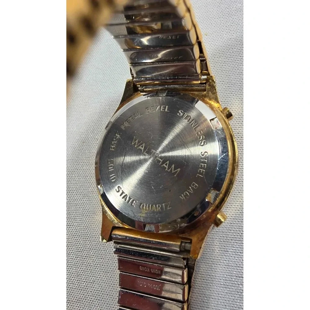 Waltham Quartz Digital Square Gold Metal Bracelet - Running